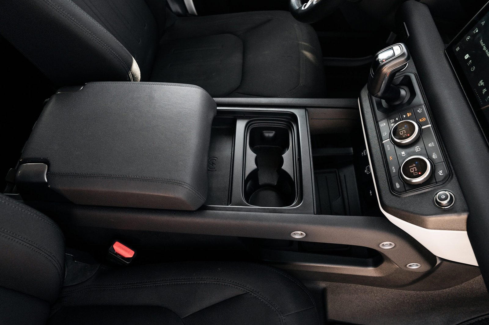 Land Rover Defender for rent in Dubai – rugged luxury SUV from Yaga Rent a Car