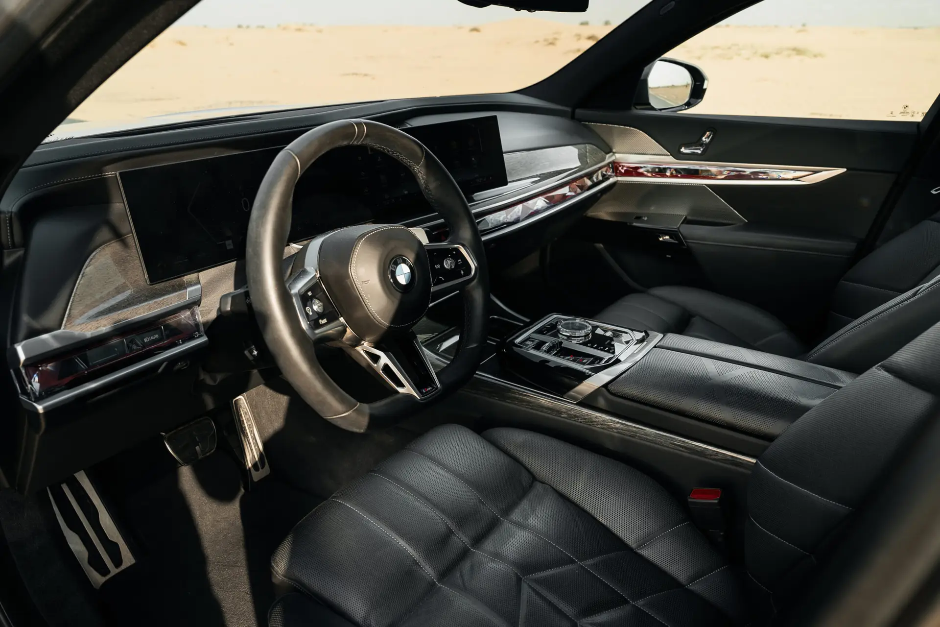 BMW 7 Series luxury sedan for rent in Dubai – Yaga Rent a Car