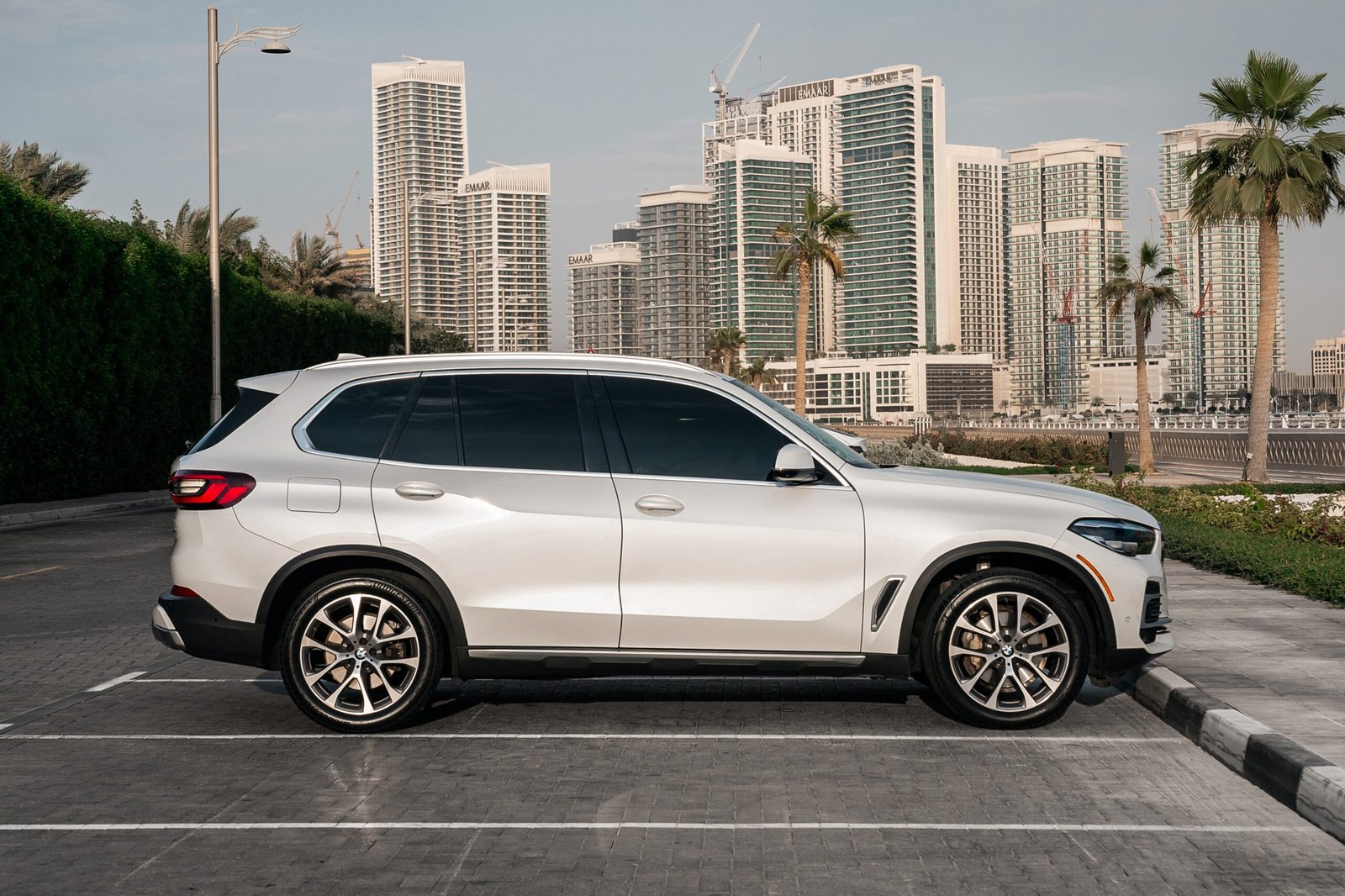 BMW X5 for rent in Dubai – luxury SUV from Yaga Rent a Car